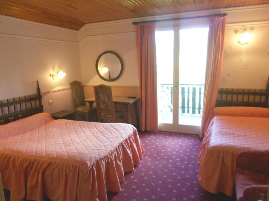 Hotel Les Barnieres Guillestre Chambre photo