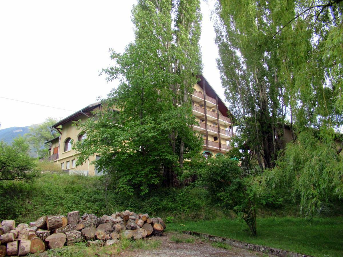 Hotel Les Barnieres Guillestre Extérieur photo